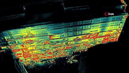 Milyon dolarlık ofislerin bulunduğu lüks iş hanında yangın böyle başladı