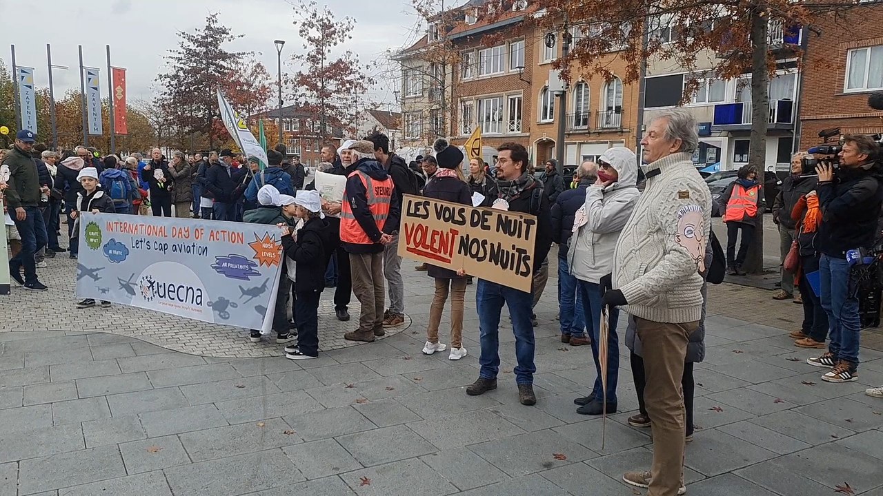 "Les vols de nuit volents nos nuits" : une marche pour dénoncer les nuisances des avions de l’aéroport de Zaventem