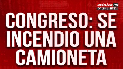 Se incendió una camioneta a pocos metros del Palacio Legislativo