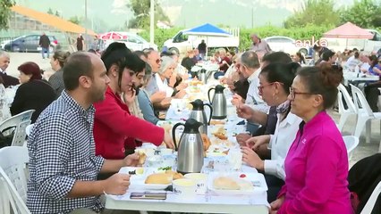 Konyaaltı Belediye Başkanı Semih Esen, Karatepe Cemevi için arsa arayışında