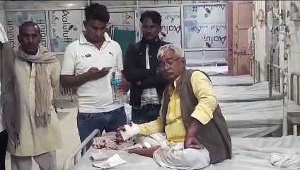 चुनावी विवाद में फायरिंग, पूर्व सरपंच घायल