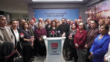 CHP İzmir İl Başkanlığı: "Darbe Girişimini Engelleyeceğiz, Hukuksuzluğa Teslim Olmayacağız. Tüm Halkımıza Bu Hukuksuzluğa Karşı Direnmeye Çağırıyoruz"