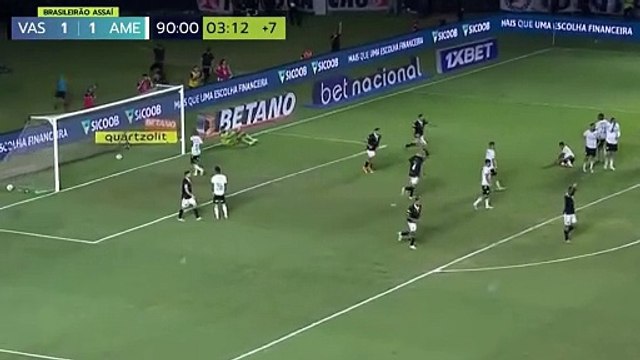 Dimitri Payet, son dakikada muhteşem bir golle takımına galibiyeti getirdi!