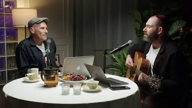 Пять лет колонии для экс-звезды ТНТ - Семëна Слепакова: на артиста требуют возбудить уголовное дело за песню «Нерусский»