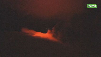 Le volcan Etna entre en éruption