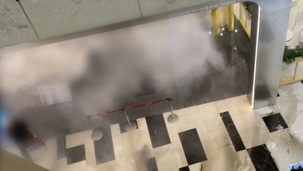 서울 여의도 쇼핑몰 푸드코트서 불...이용객 대피 소동 / YTN