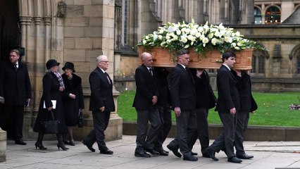 Manchester United and England bid final farewell to Bobby Charlton