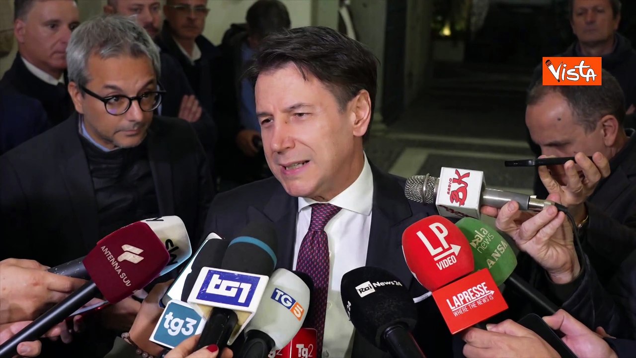 Conte: "Grillo mi fa ridere, la manovra di questo Governo fa piangere"
