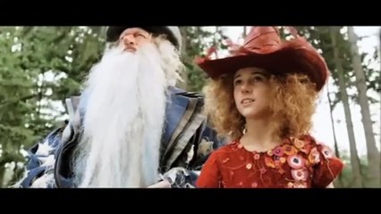 Fuchsia, l’apprentie sorcière Bande-annonce (EN)