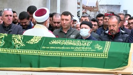 ECZACI KALFASINI ÖLDÜREN SANIĞIN, İŞLEDİĞİ SUÇUN SONUÇLARINI ALGILAYIP ALGILAMADIĞI RAPORLA BELİRLENECEK