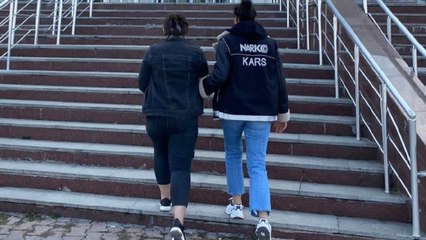 Bağırsağında uyuşturucu bulunan İran uyruklu kadın tutuklandı
