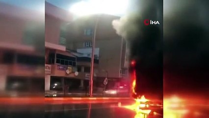 Tokat'ta Hayvan Yemi Yüklü Tırın Dorsesi Alev Aldı