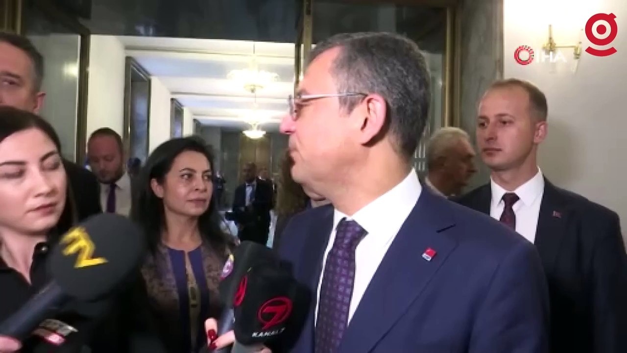 CHP 81 il başkanı ve 128 milletvekili TBMM'de kapalı grup toplantısında bir araya geldi