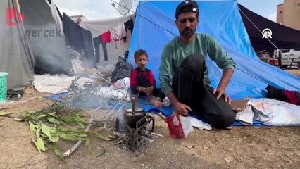 Nasser Hastanesi'ne sığınan Filistinliler, zor şartlar altında yaşamlarını sürdürüyor