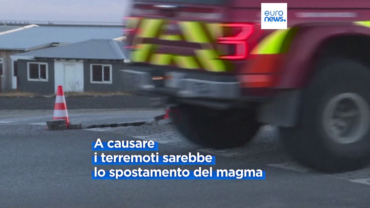 L'Islanda attende l'eruzione. La corsa degli sfollati per recuperare animali e oggetti di valore