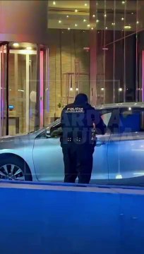 #Preliminar Con un impacto de bala en la espalda fue herido un hombre afuera del hotel Westin, justo en las inmediaciones de la Expo Guadalajara #GuardiaNocturna