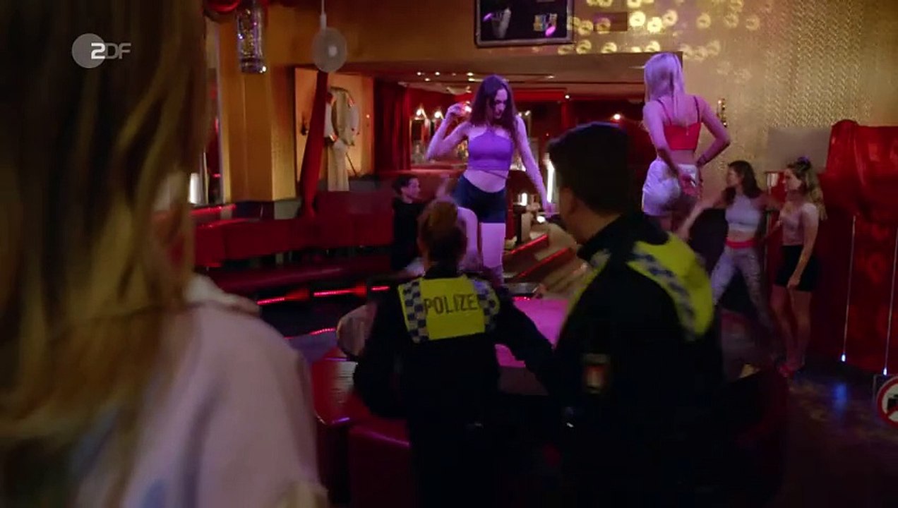 Notruf Hafenkante (423) Staffel 17 Folge 17 - Tiefe Wunden