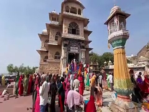 सोमवती अमावस्या पर चम्बल नदी में स्नान करने उमड़े श्रद्धालु-video