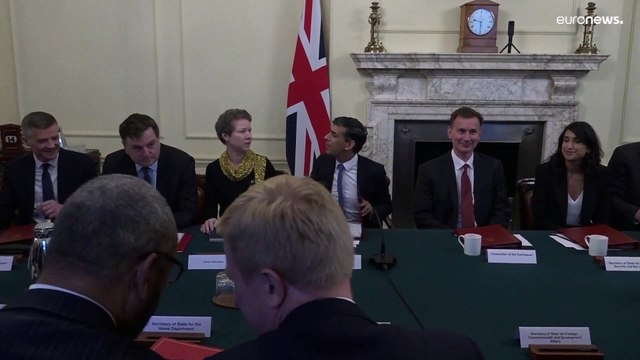 شاهد: ريشي سوناك يعقد أول اجتماع لمجلس الوزراء بعد التعديل الوزاري