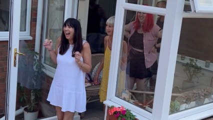 Woman returns from Australia to find a birthday party surprise awaiting her