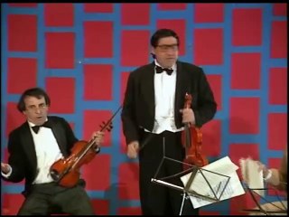 ΑΥΤΟΣ ΑΥΤΗ ΚΑΙ ΤΟ ΒΙΟΛΙ ΤΟΥΣ - 1986 - VHSRip - 720x564