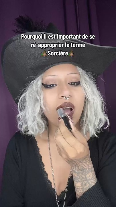 Bisous mes sorcières ‍♀️ Et n’oubliez que mon titre « Sorcière » est disponible partout 