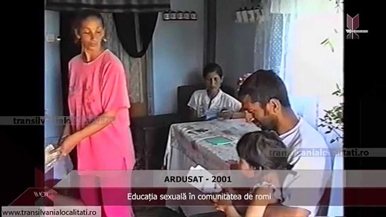 ARDUSAT-MM (2001)  - Educația sexuală în comunitatea de romi