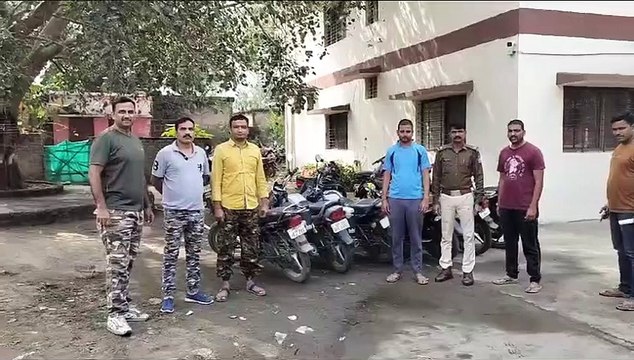 Sarai police raid late night on gambling rampant, six gamblers caught