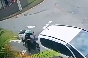 Attention : Croisement Routier Très Dangereux ⚠️ - thumbnail