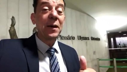 José Maria Trindade: Deputados 'enforcam' a semana e esvaziam a Câmara