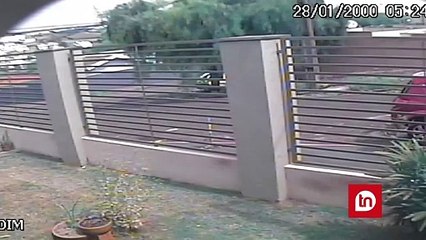 Mulher é levada para hospital após acidente no Conjunto Centauro; veja