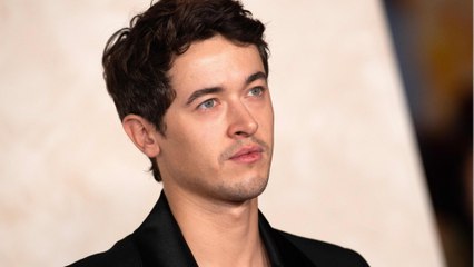 Voici - Hunger Games : qui est Tom Blyth, l’interprète de Coriolanus Snow ?