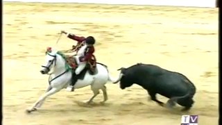 TARDE DE TOROS-JOAOU MOURA-PABLO HERMOSO Y PACO OJEDA REJONES SAN PEDRO REGALADO- VALLADOLID- 11.05.96