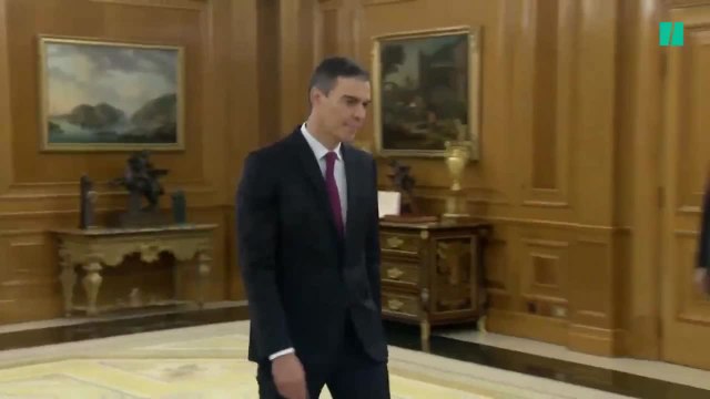 Pedro Sánchez promete ante la Constitución y el rey Felipe VI su cargo como Presidente del Gobierno
