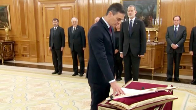 Sánchez promete su cargo ante el rey Felipe VI