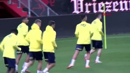 Ceux qui ont vu les matches de la pause nationale de Fenerbahçe et Galatasaray n'en croient pas leurs yeux.