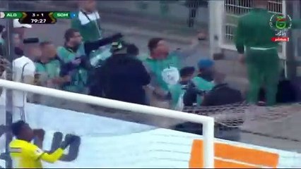 İslam Slimani attığı golün ardından Filistin bayrağı açtı!