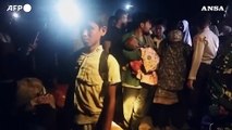 Rifugiati Rohingya approdano sulle coste occidentali in Indonesia