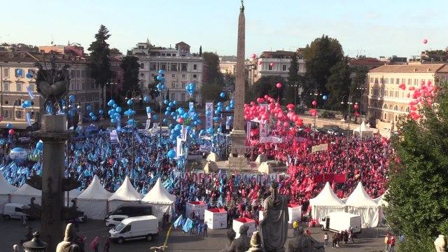 Sciopero Cgil-Uil, le immagini di Piazza del Popolo dall'alto
