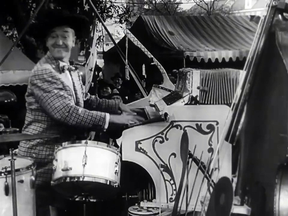 Laurel et Hardy - Les Rois de la blague Bande-annonce (DE)