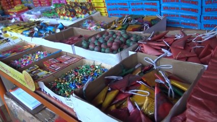 Comerciantes de Chinandega listos para la venta de pólvora