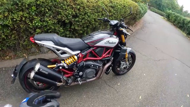 2022 Indian Motorcycle FTR R Carbon Review | MC Commute