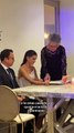 Mujer firmaba su acta de matrimonio, pero el documento se prendió en fuego