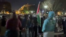 مظاهرة الآن أمام البيت الأبيض في واشنطن احتجاجا على اقتحام قوات الاحتلال لمجمع الشفاء الطبي بمدينة غزة.