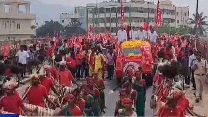 ఎన్టీఆర్ జిల్లా: ఎరుపెక్కిన విజయవాడ