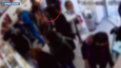 Milano, arrestati tre ladri di zaini