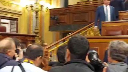 Llegan Pedro Sánchez al Congreso de los Diputados para iniciar su debate de la investidura.