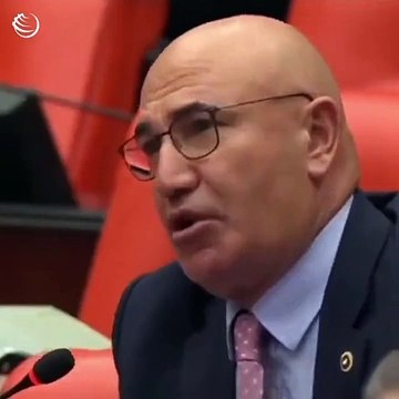 Meclis’te Mahmut Tanal ve Sırrı Süreyya Önder arasında güldüren diyalog