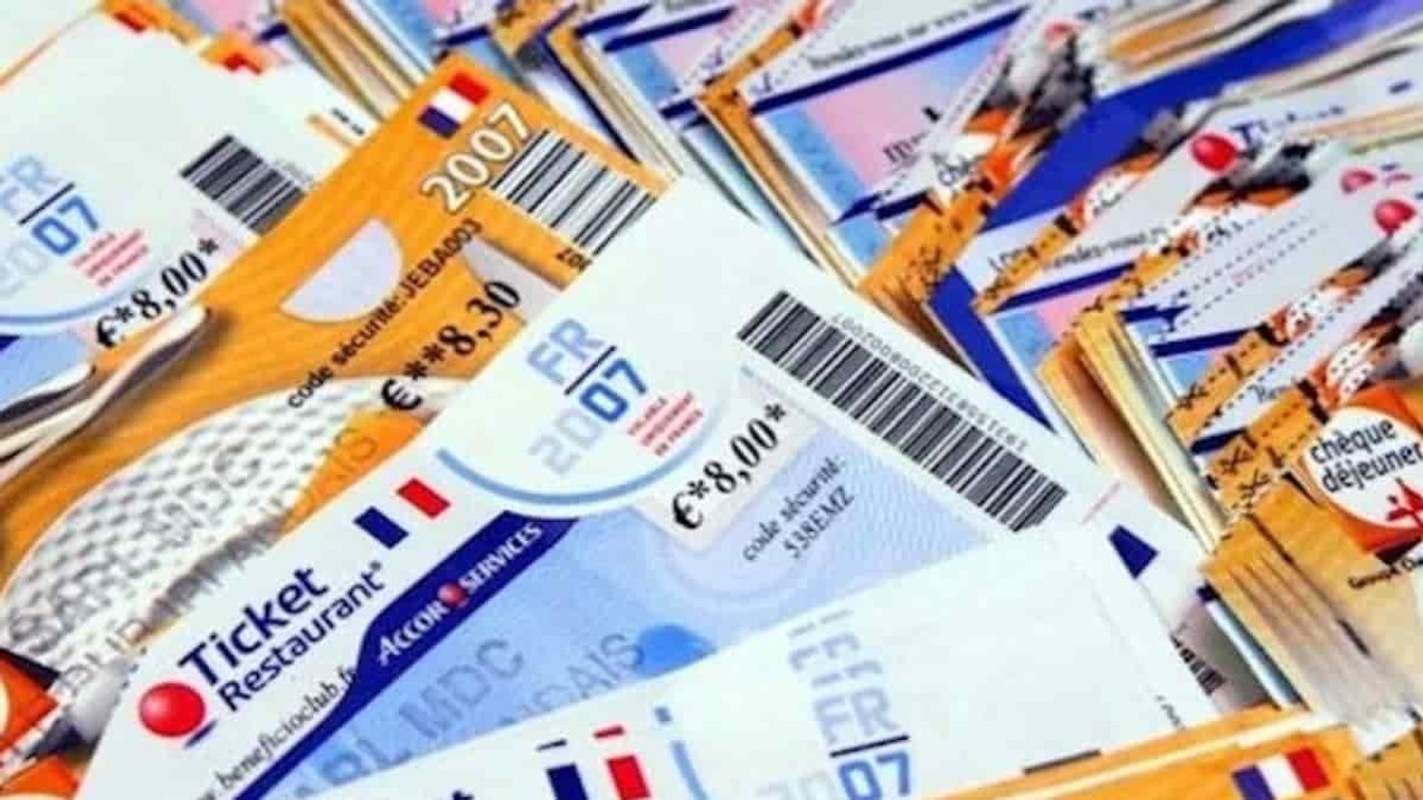 Des titres-restaurants révolutionnent les courses longues en 2024 !