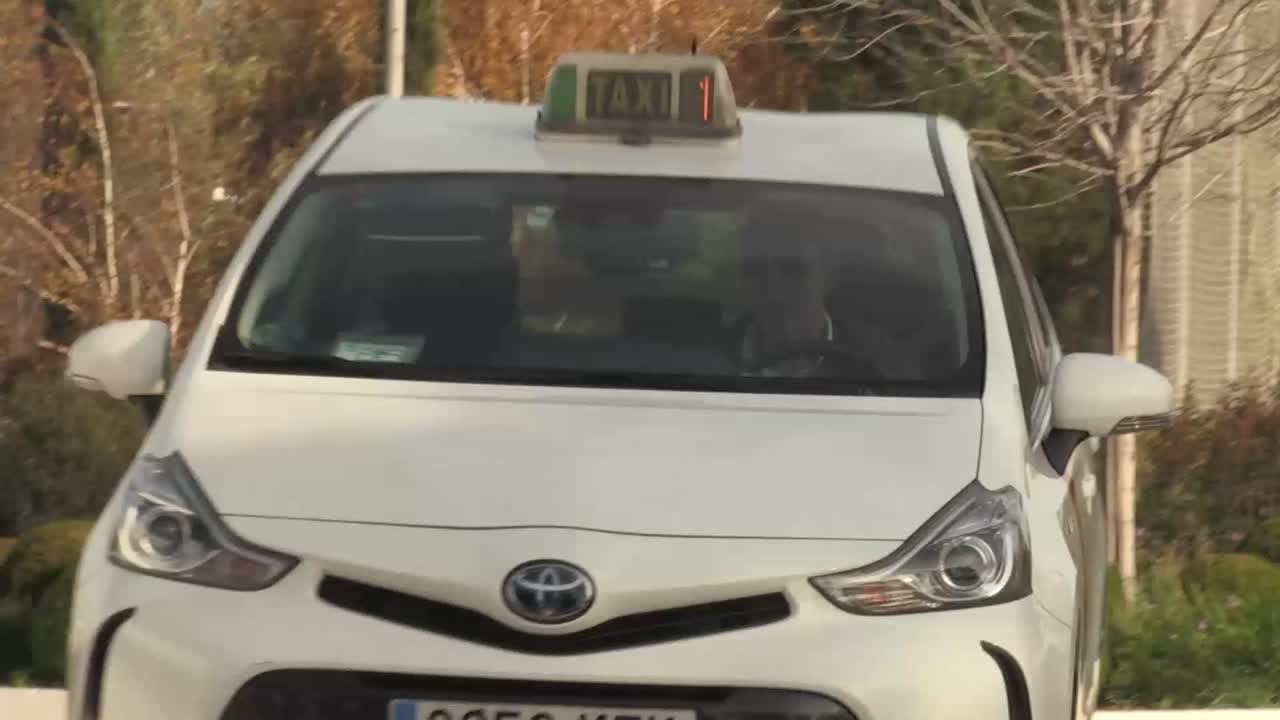 Bellingham sale en taxi de Valdebebas